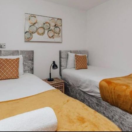 Sl Luxury 2 Bed Broad St Home バーミンガム エクステリア 写真