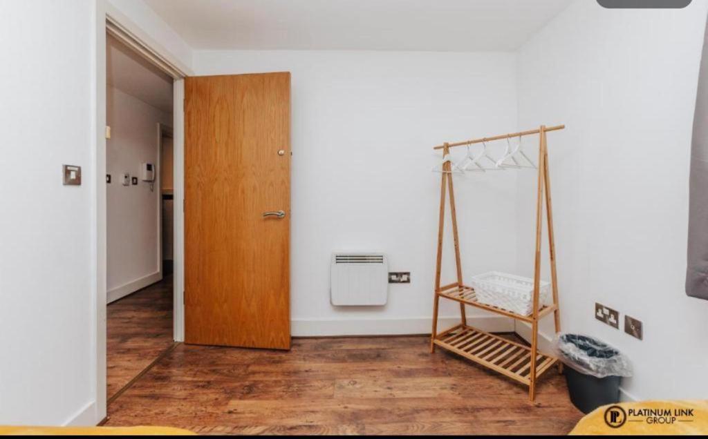 Sl Luxury 2 Bed Broad St Home バーミンガム エクステリア 写真