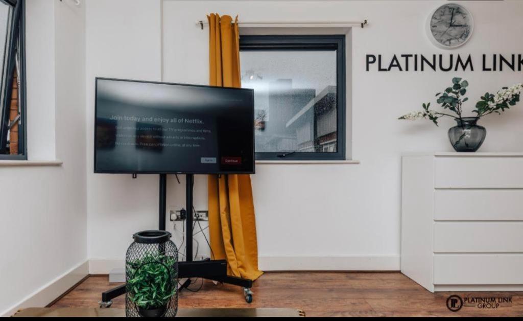 Sl Luxury 2 Bed Broad St Home バーミンガム エクステリア 写真